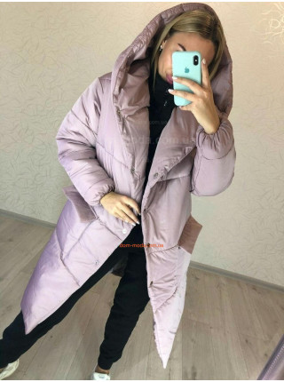 Жіноче зимове пальто із капюшоном